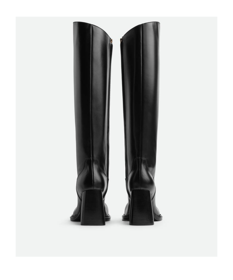 Bottega Veneta Zippered Boots In Black