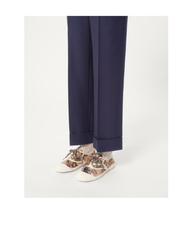 Valentino Lace-up Low-cut Casual Shoes In White