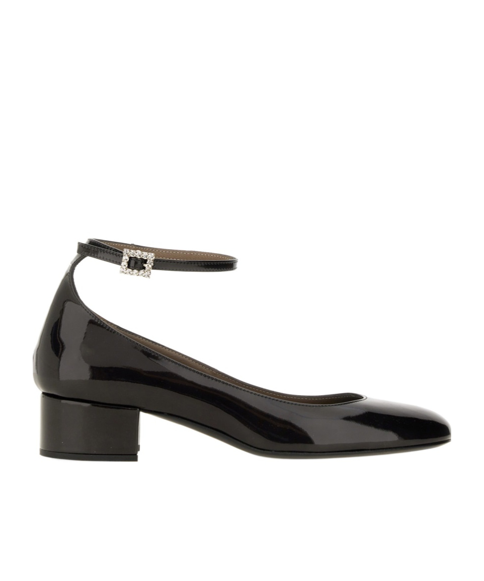 ROBERTO FESTA ROBERTO FESTA MARGOT MARY JANE FLATS 