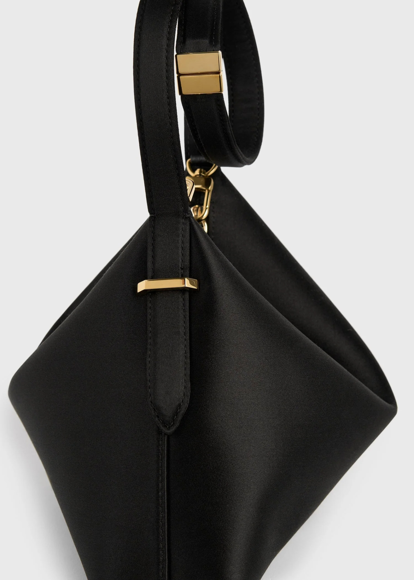 Totême Ribbon Wristlet Tote In Black