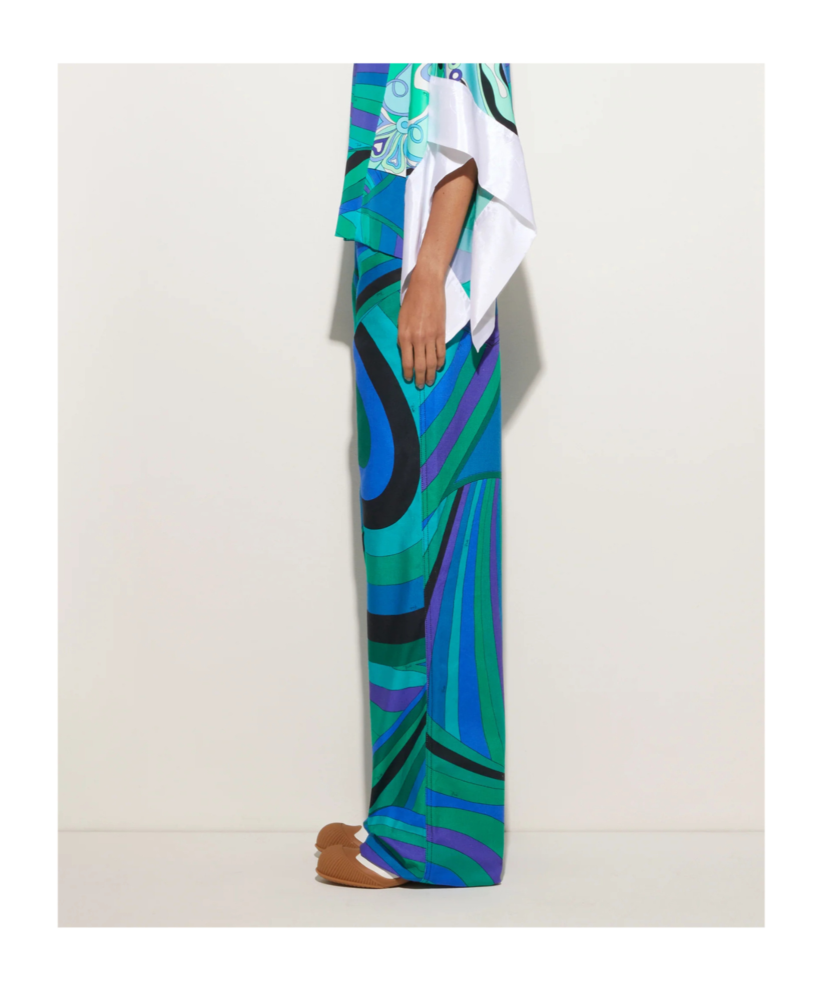 Pucci Iride-patterned Trousers In Multi