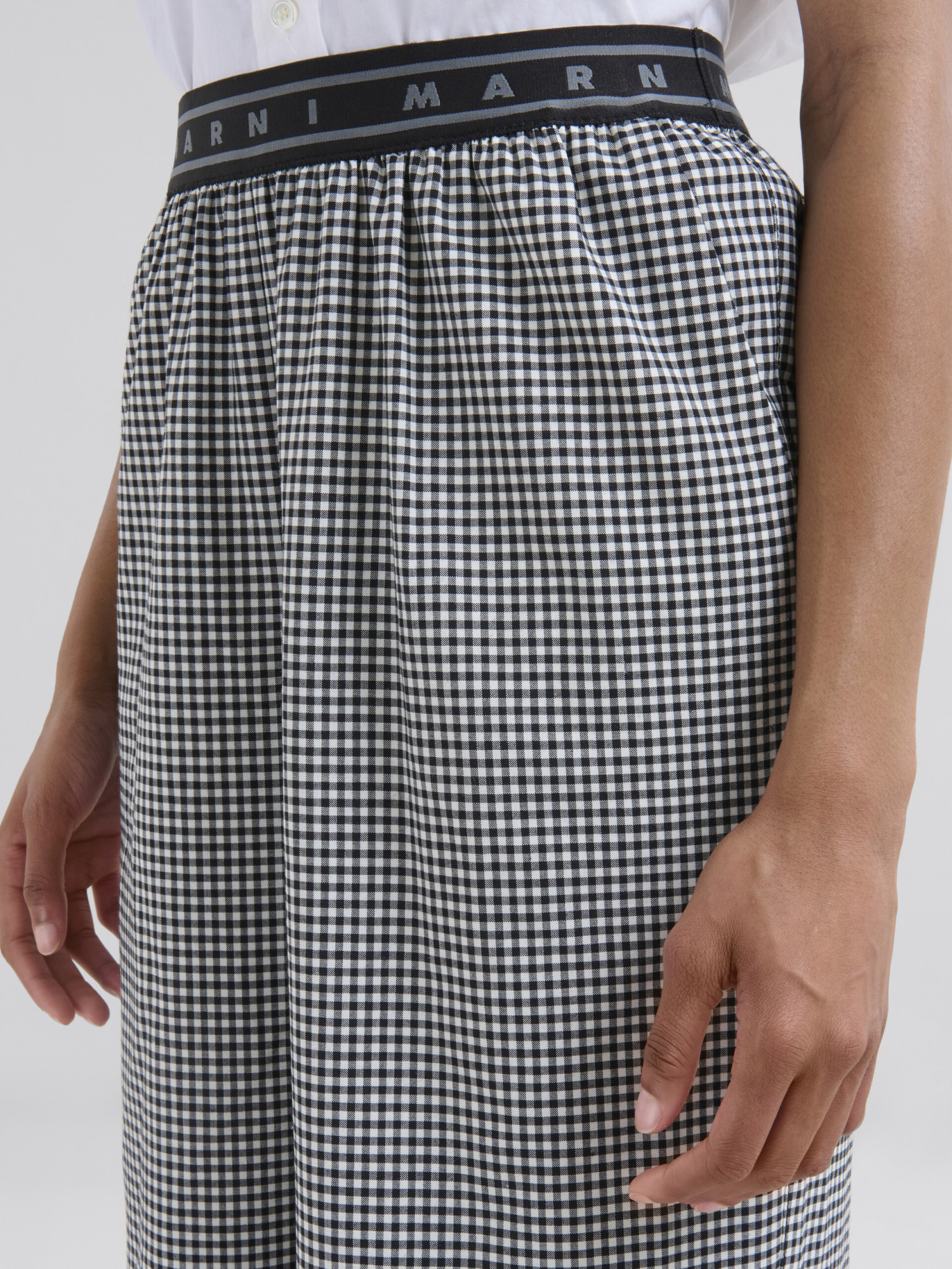 Marni Gingham-patterned Trousers In Gray