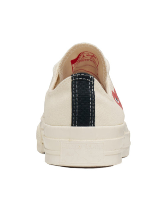 COMME DES GARÇONS PLAY X CONVERSE CHUCK '70 SMALL RED HEART LOW-TOP SNEAKERS