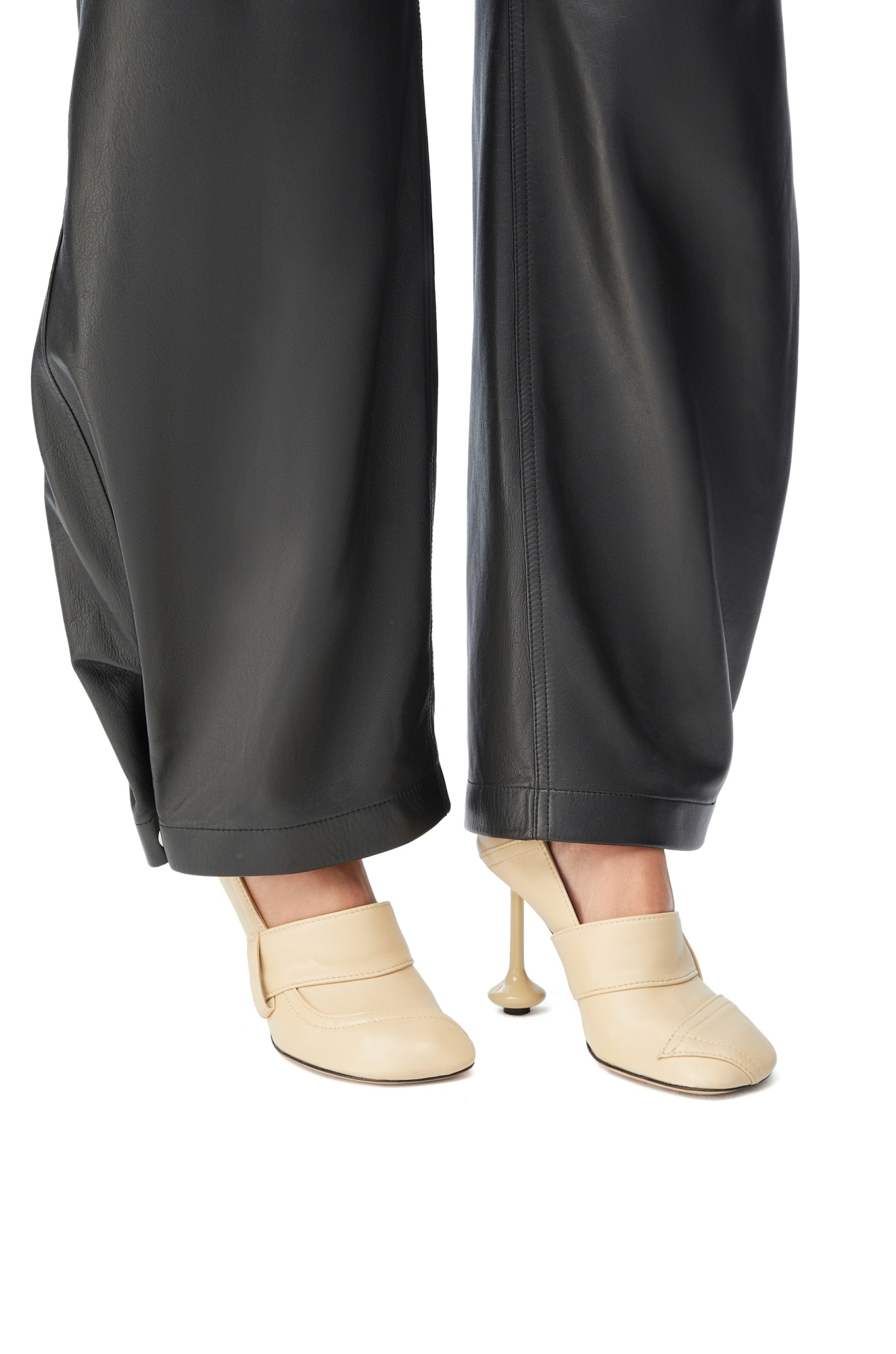 Loewe Woman Pumps Cream Size 6 Leather In Neutral
