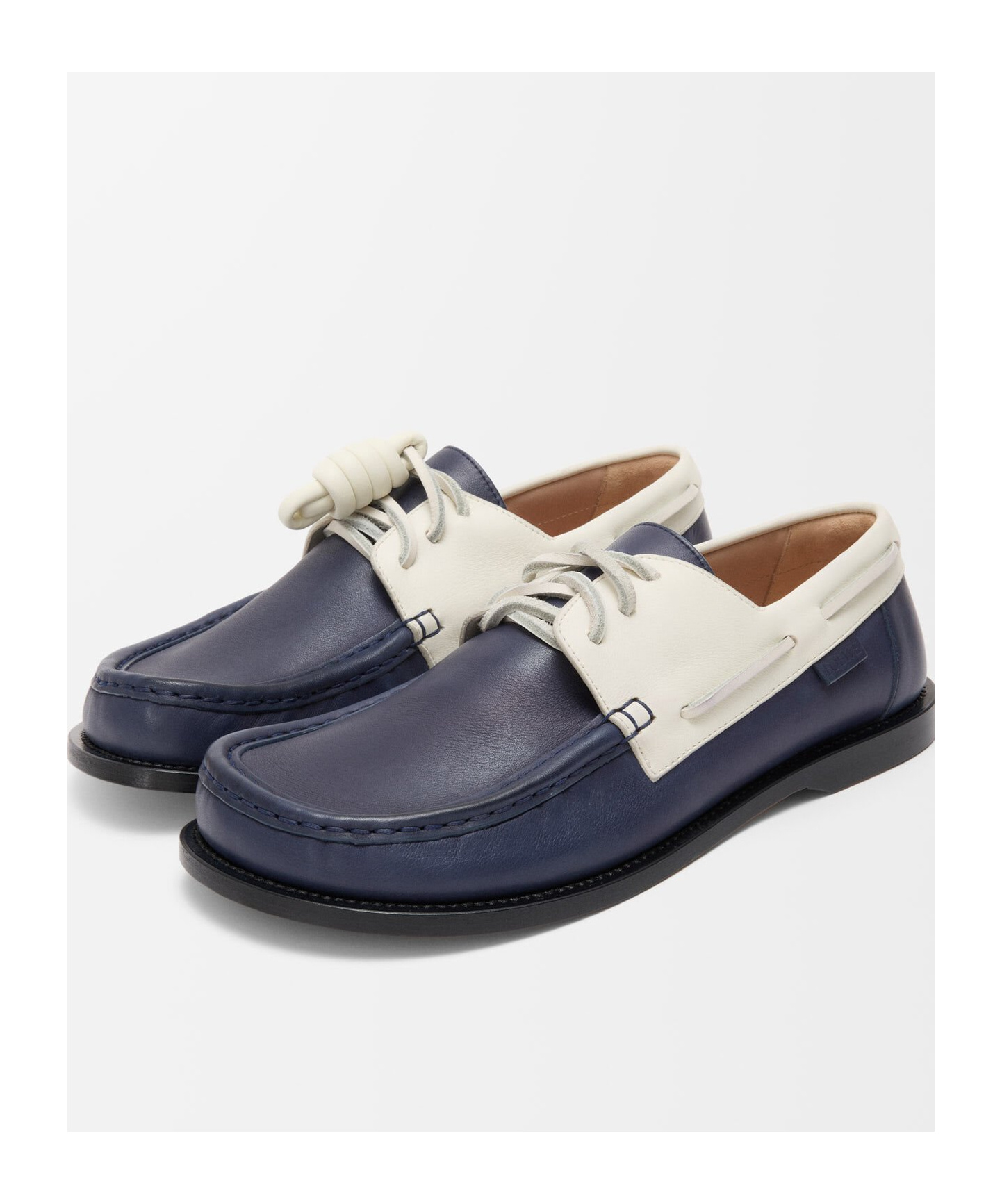 Loewe Campo Leather Boat Shoes In Black