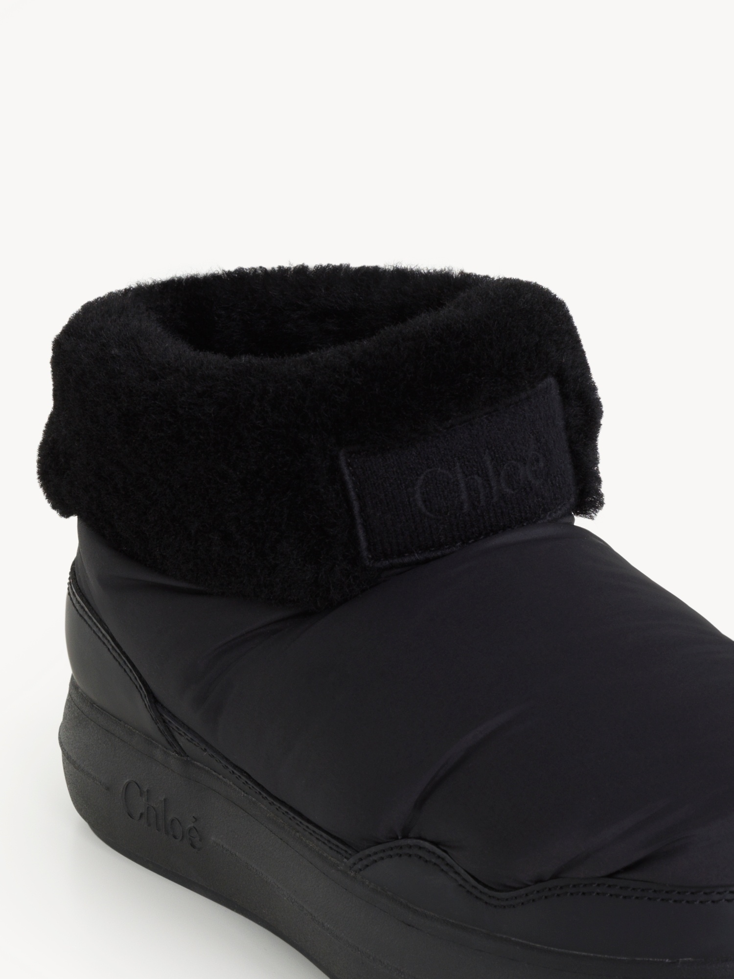 Chloé Polar Faux Shearling-trimmed Ankle Boots In Black