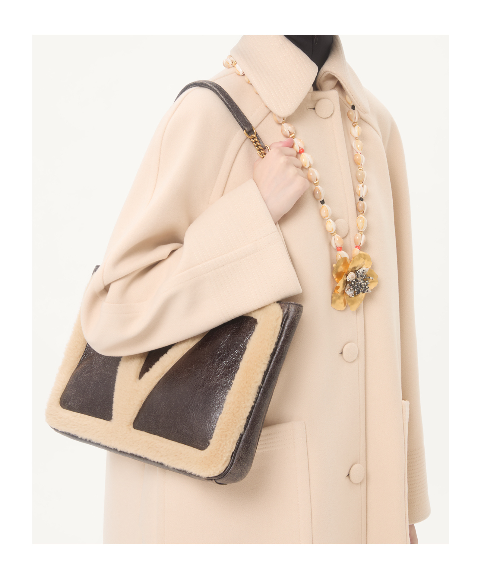 Valentino Medium Viva Superstar Shearling Tote Bag In Brown