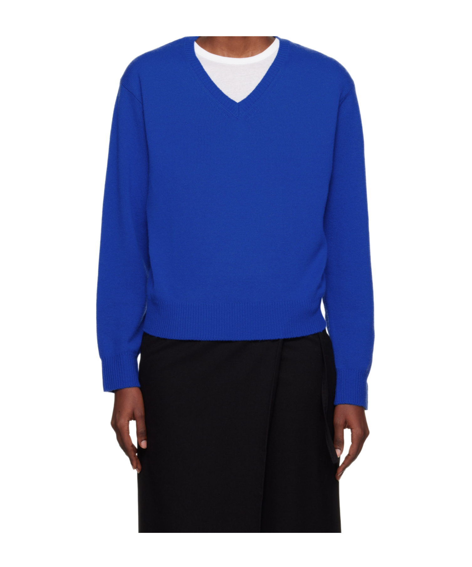 Dunst V-neck Long-sleeved Sweater In Blue