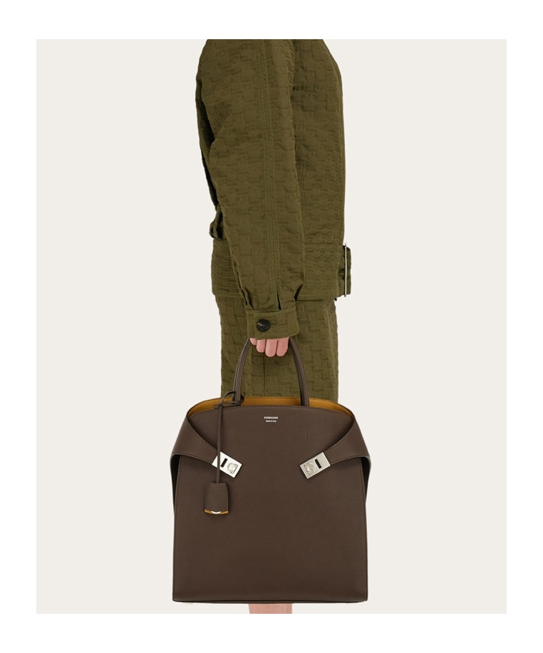 Ferragamo Hug Tote Bag In Brown