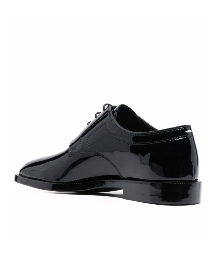 Maison Margiela Tabi-toe Lace-up Shoes In Black