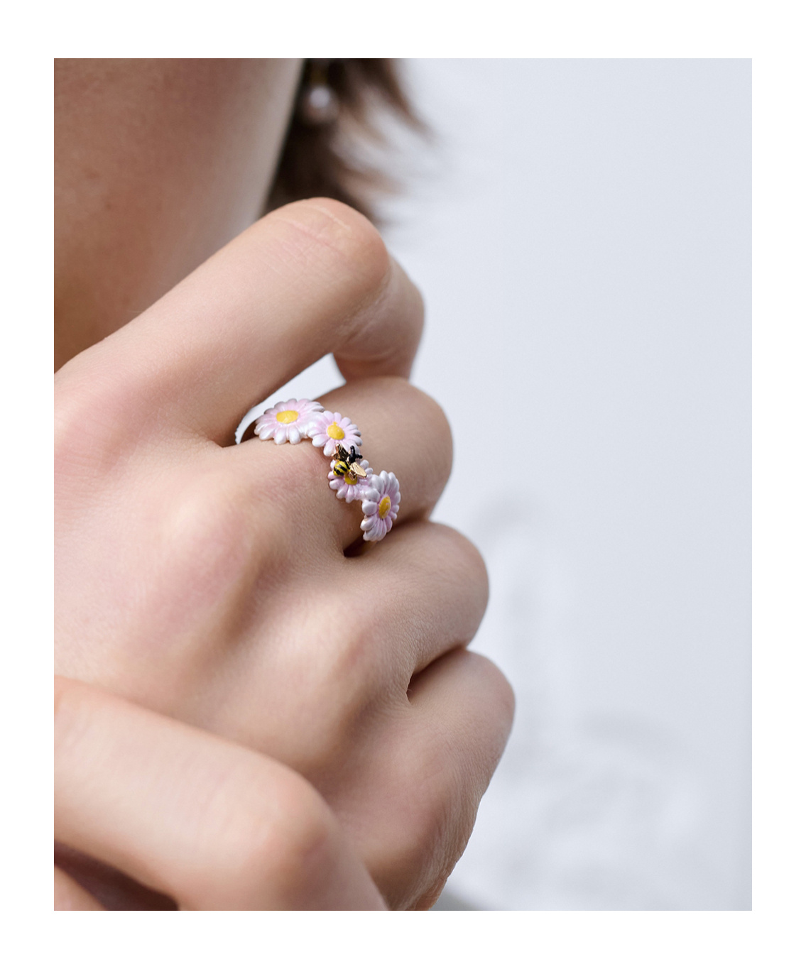Dior Daisy Ring In Multi