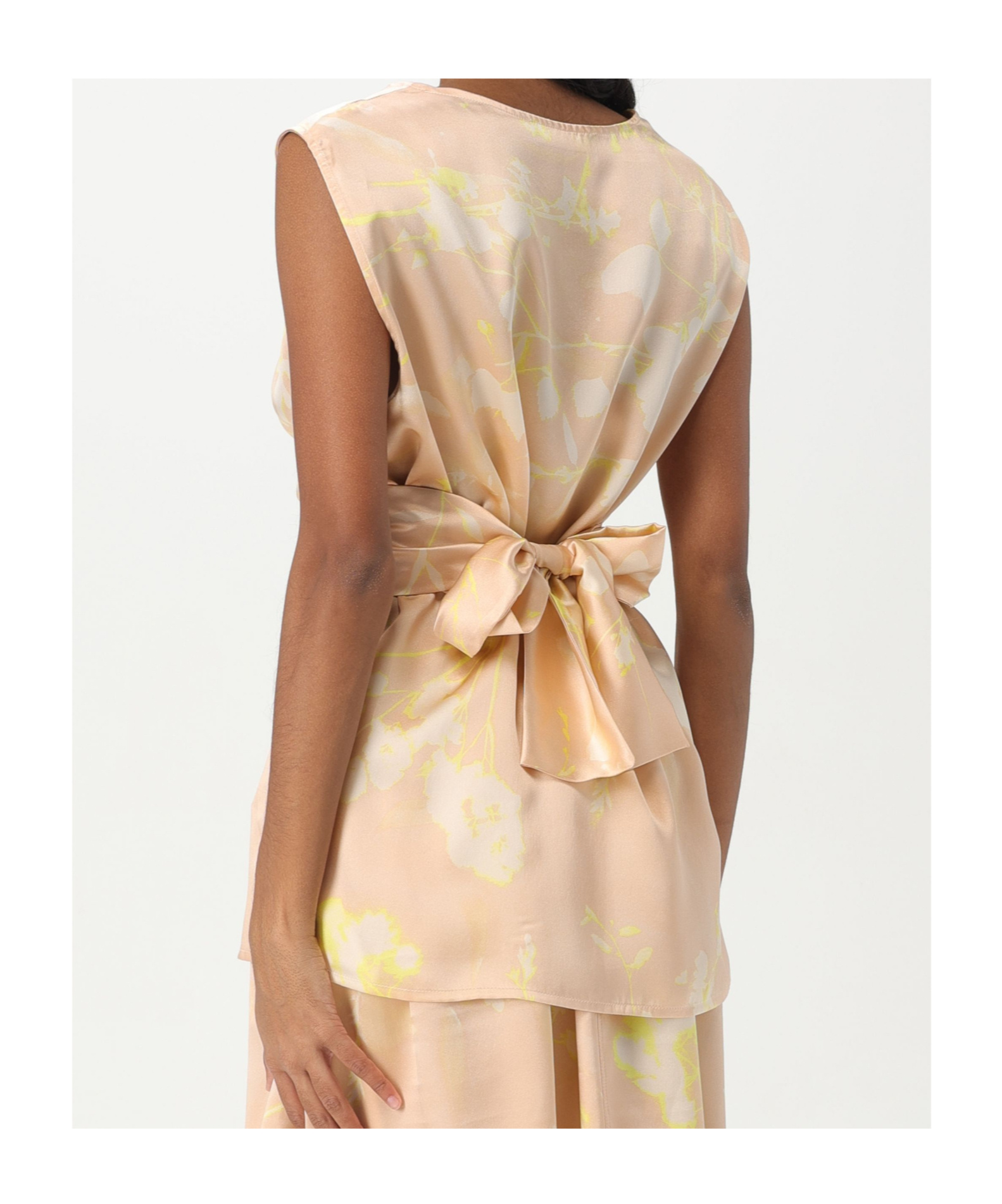 Fabiana Filippi Crew Neck Vest In Neutral