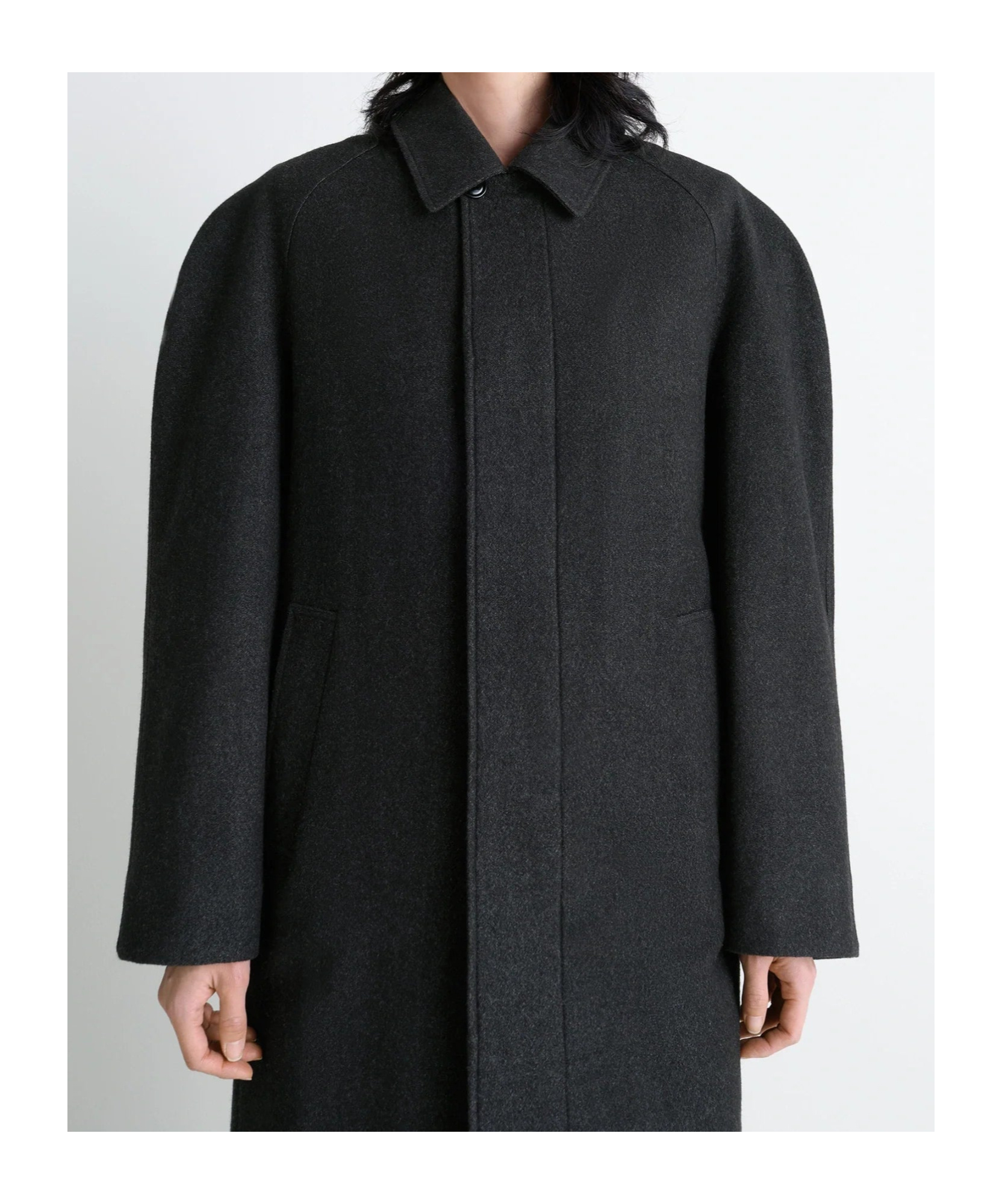 Lemaire Raglan-sleeve Belted Coat In Black