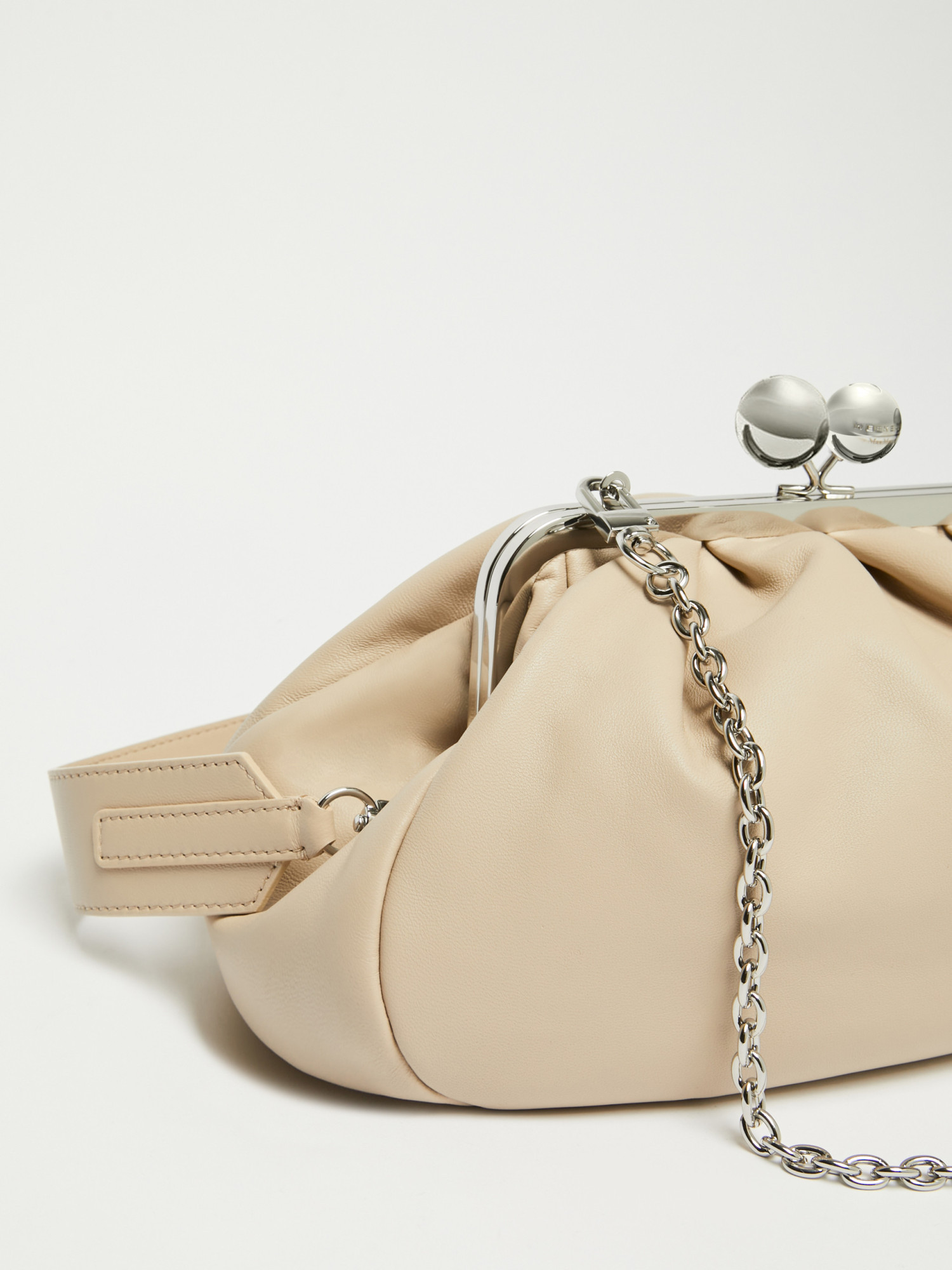 Weekend Max Mara Medium Pasticcino Shoulder Bag In Nude