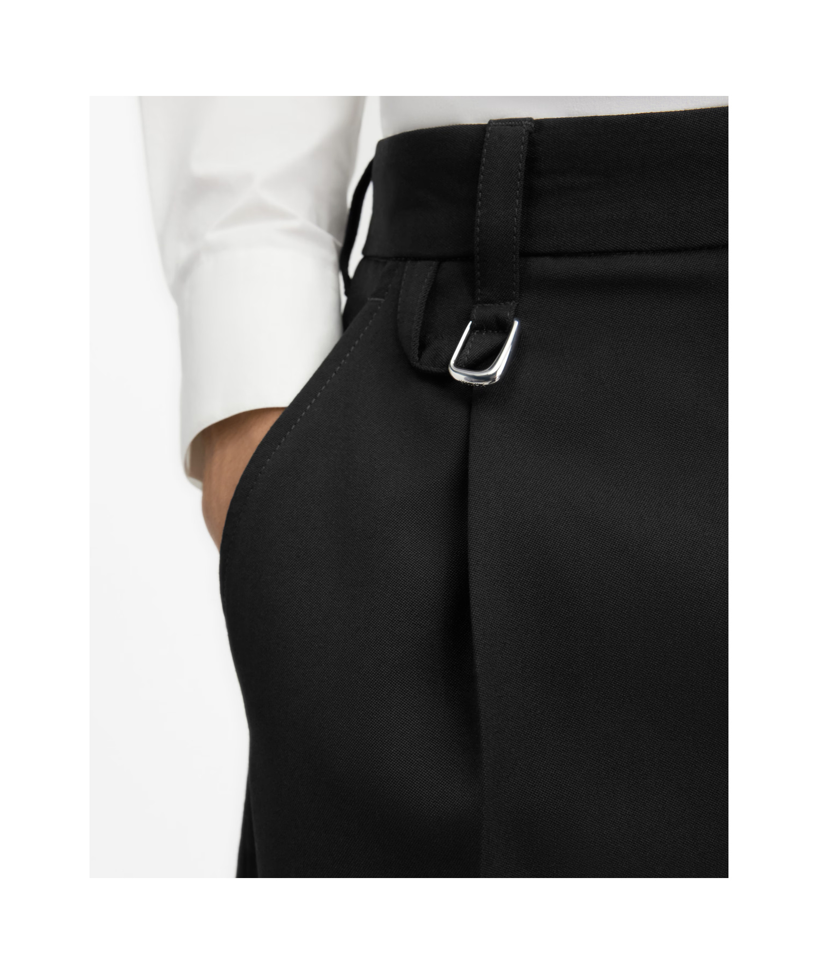 Jacquemus Tailored Bermuda Shorts In Wool In Black