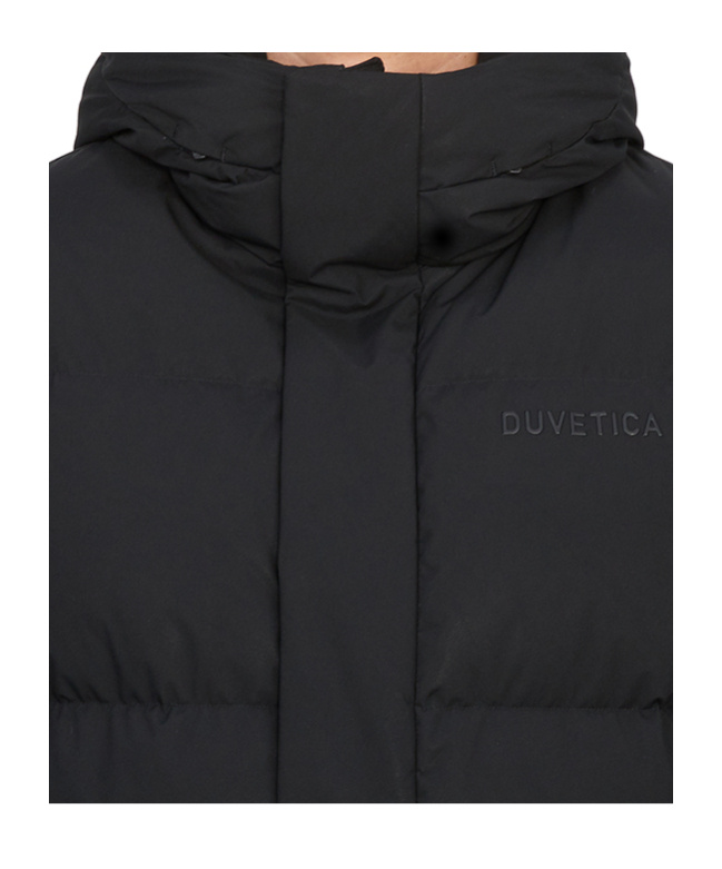 Duvetica Long-sleeved Down Jacket In Black
