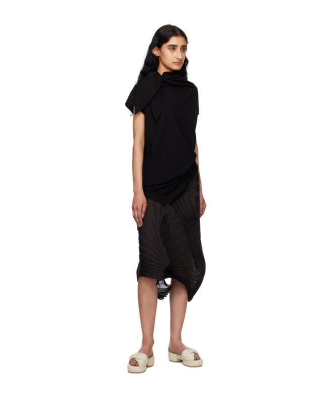 Issey Miyake Knitted Mid-length Skirt In Black