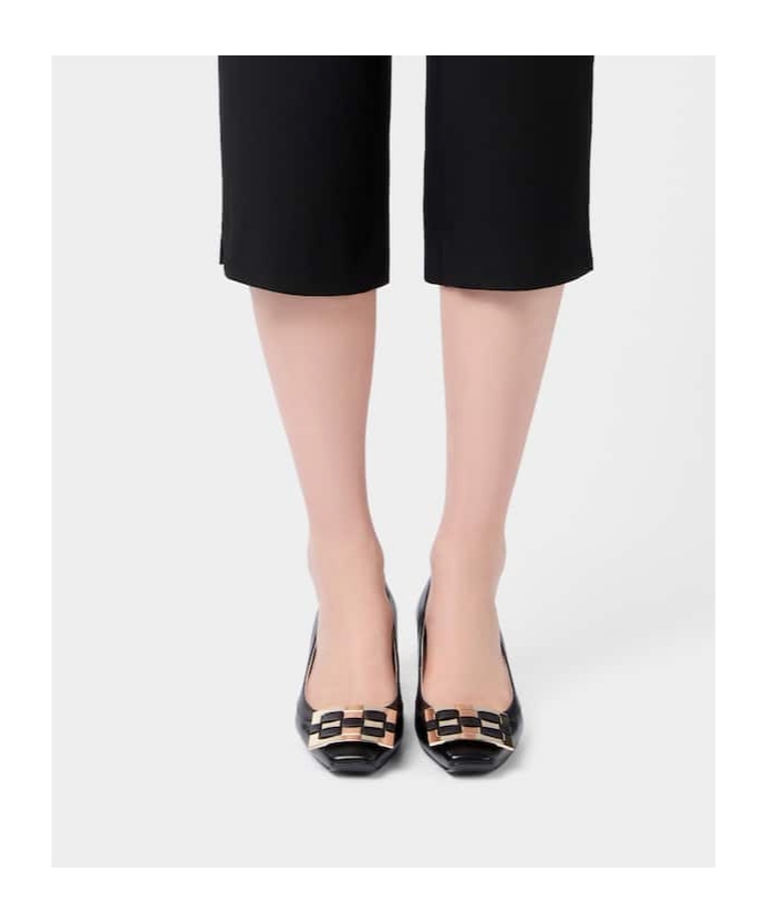 Shop Roger Vivier Trompette Pumps In Leather In Black