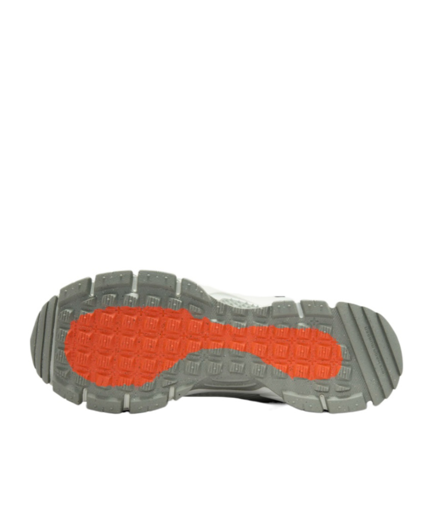 Nike Zoom Vomero 5 Roam Black Light Silver In Gray