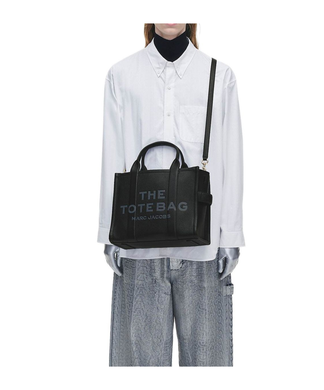 Marc Jacobs Embossed Shoulder Bag In Black