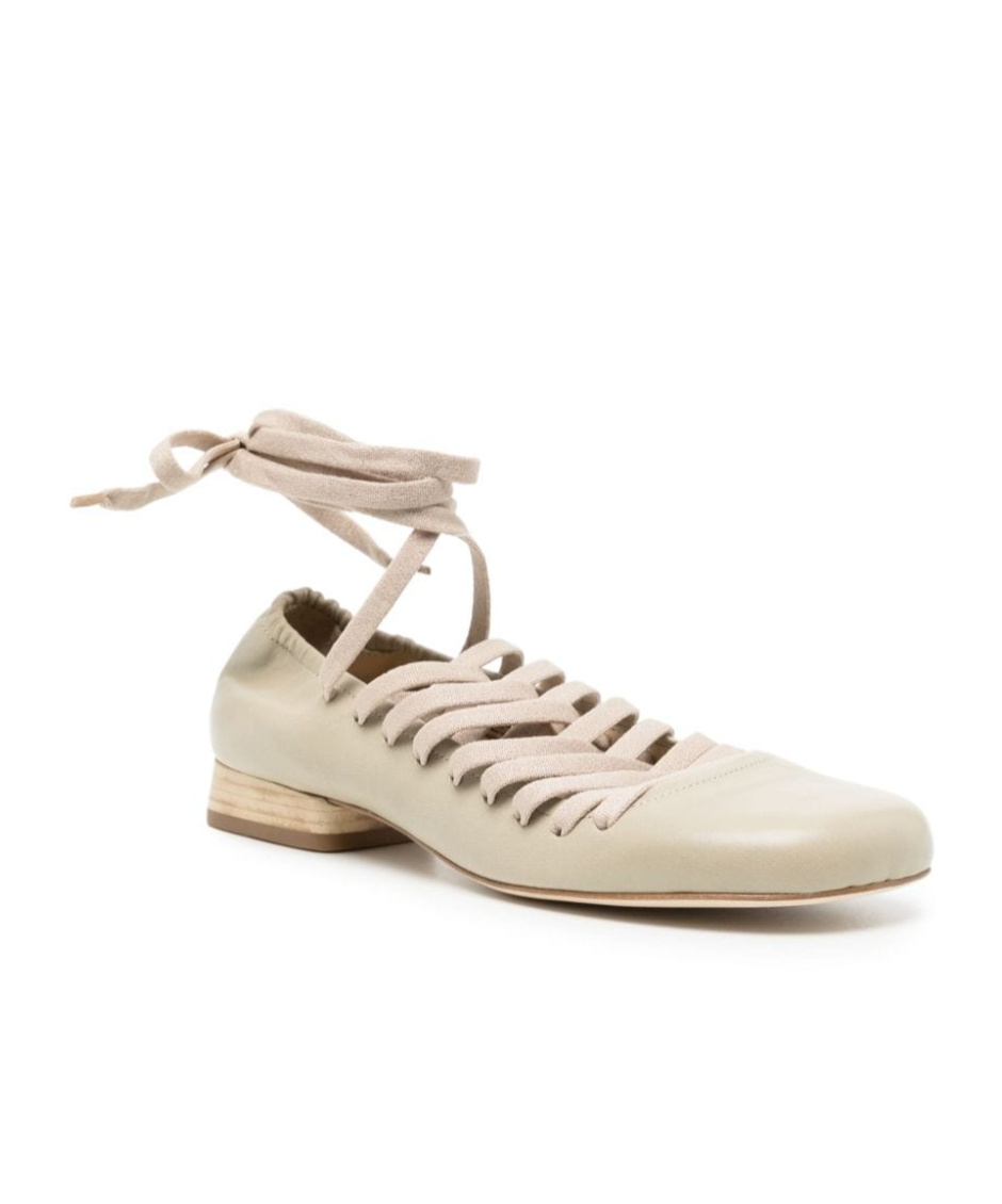 Lemaire Lace-up Leather Pumps In Nude