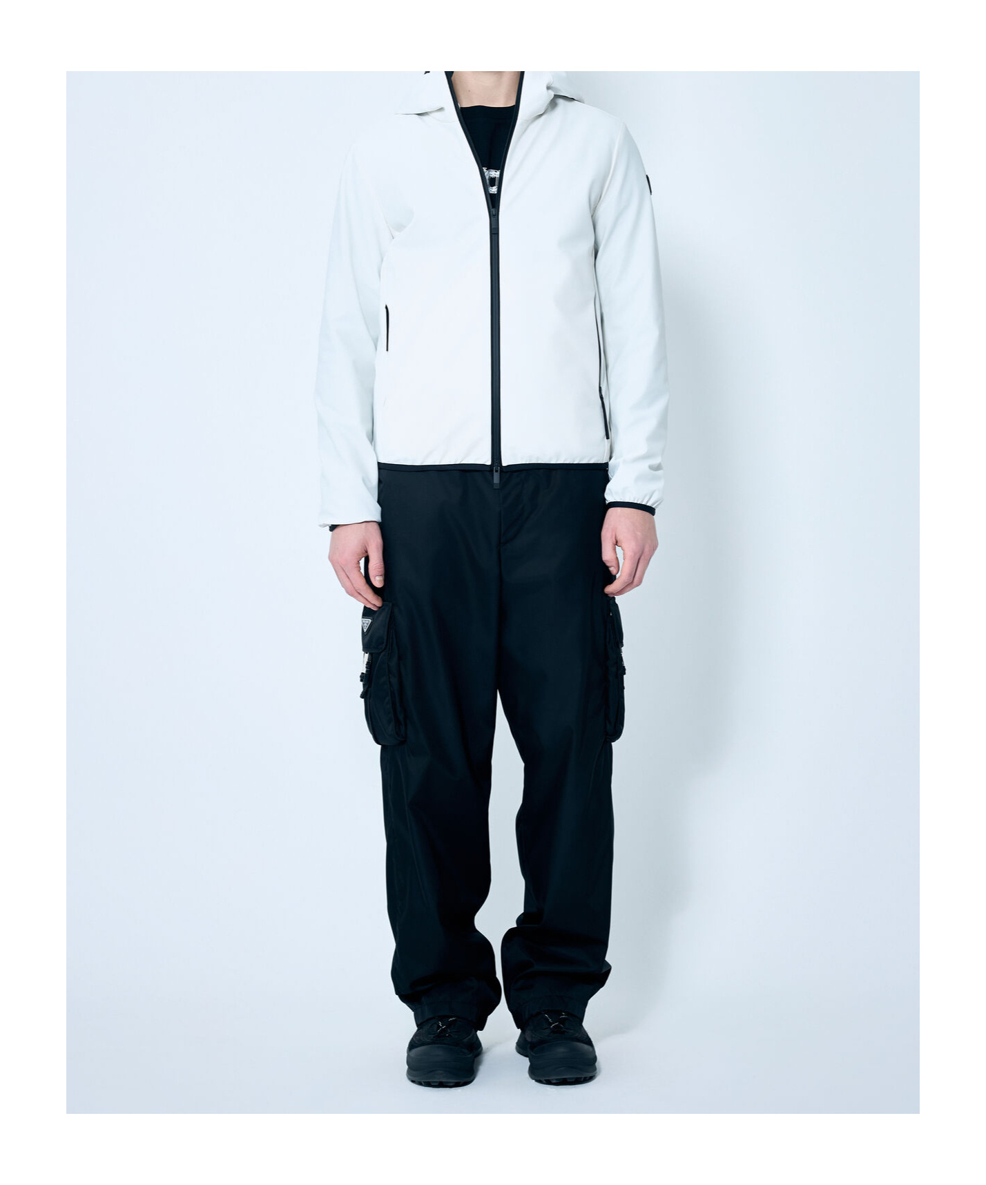 MONCLER LONG-SLEEVED DOWN JACKET