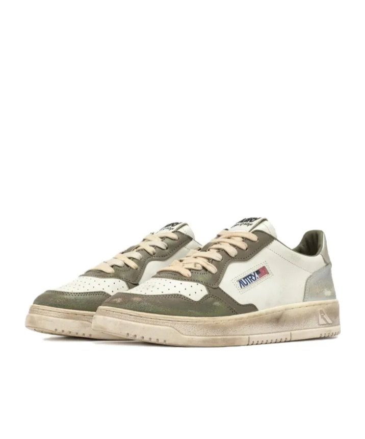 Autry Lace-up Low-cut Casual Shoes In Nude