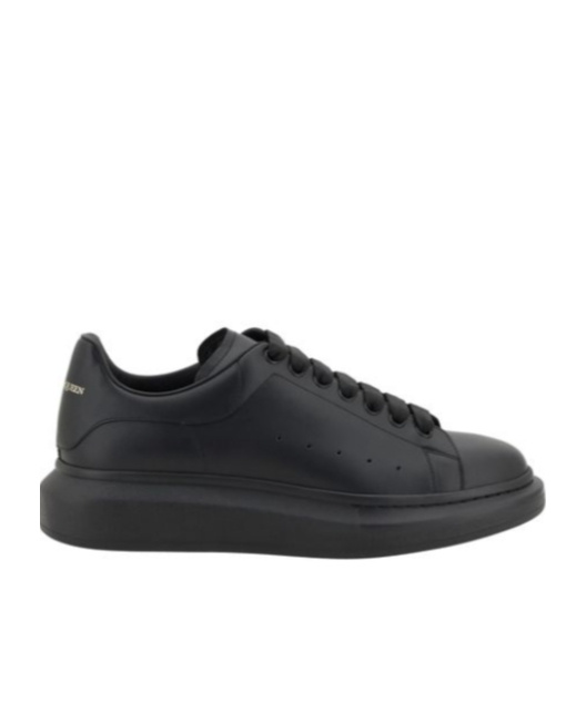 Alexander Mcqueen Lace-up Low-top Sneakers In Black