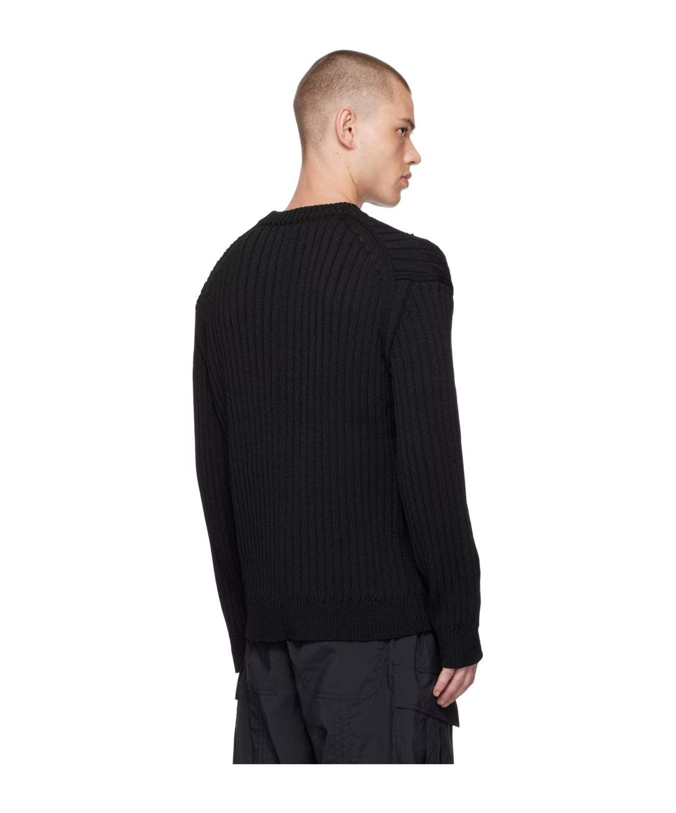 Juunj Rib Knitted Round-neck Sweater In Black