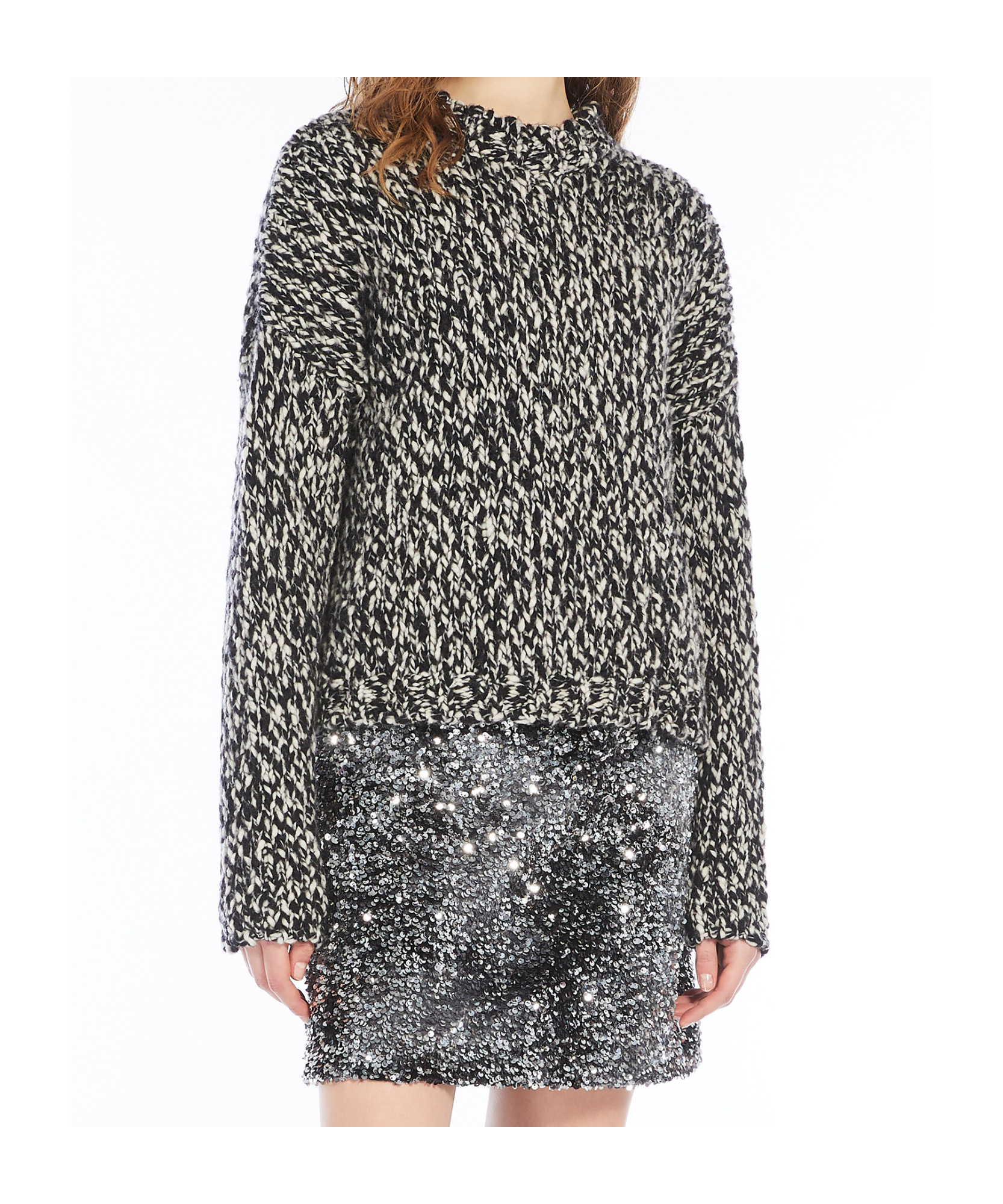 Weekend Max Mara Long-sleeved Round-neck Sweater In Black