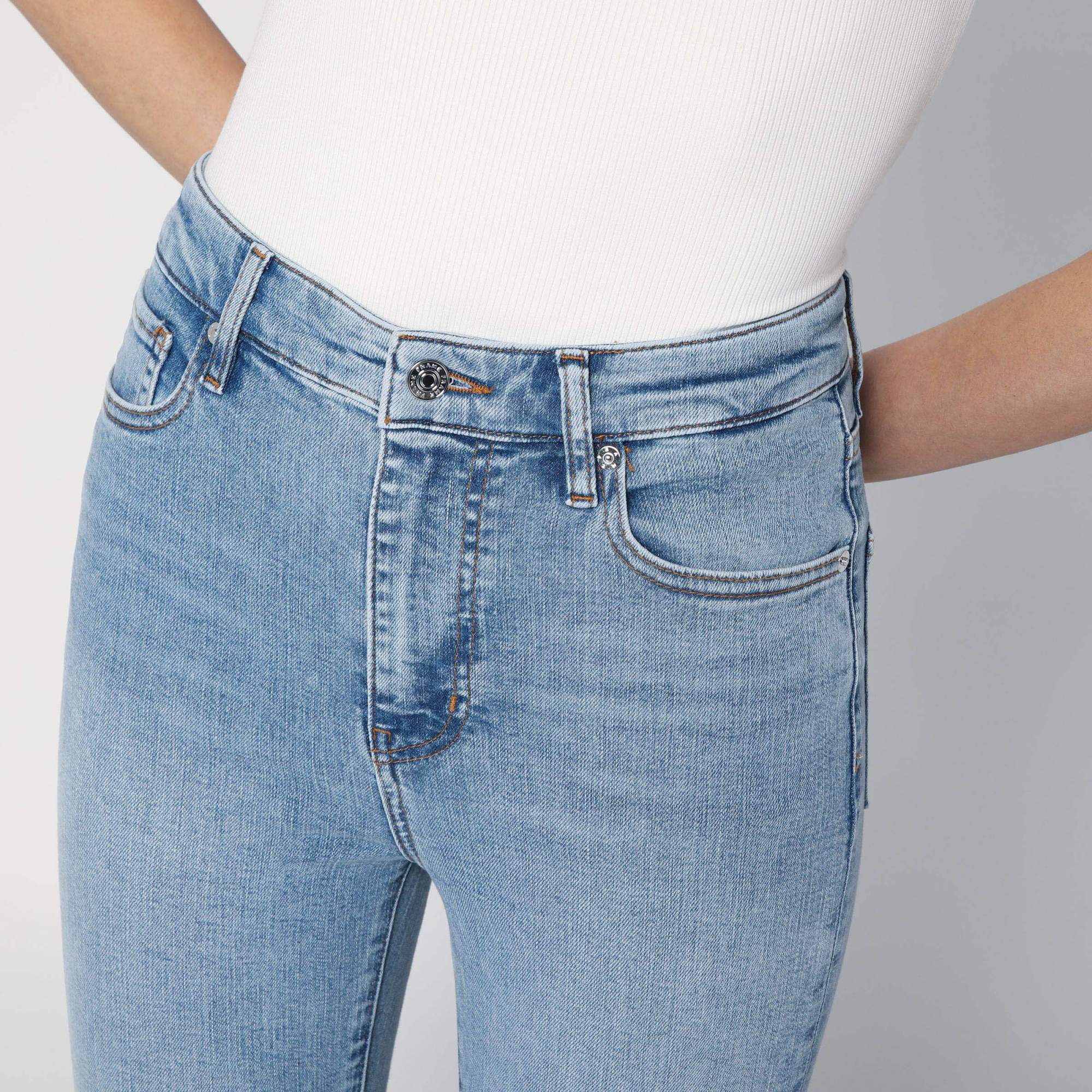 Frame The Pencil Jeans In Blue