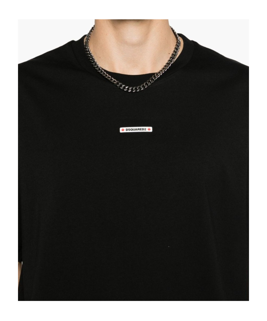 Dsquared2 Regular Fit Metal Logo Tee In Black