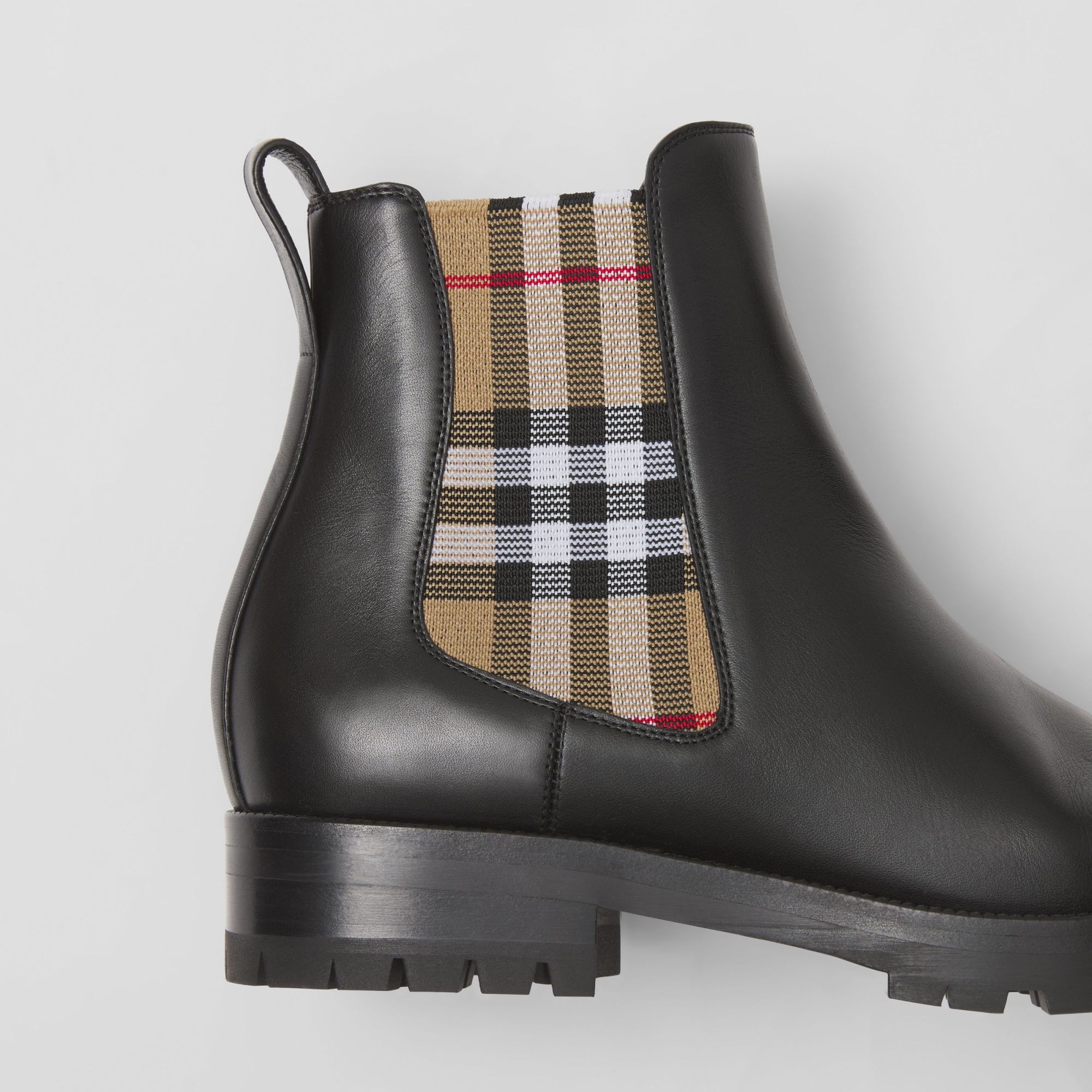 Burberry Vintage Check Detail Leather Chelsea Boot In Black