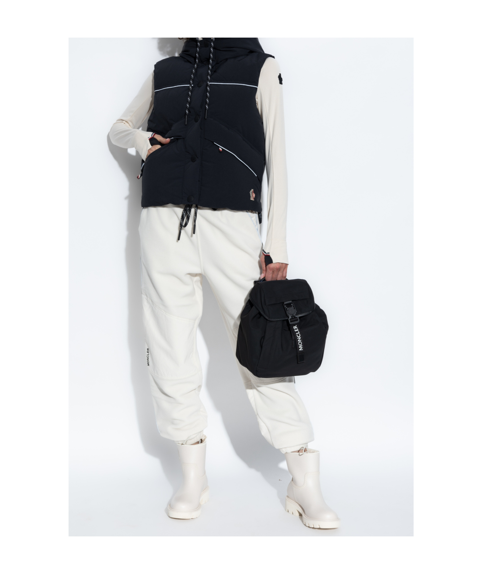 Moncler Arolla Gilet In Black