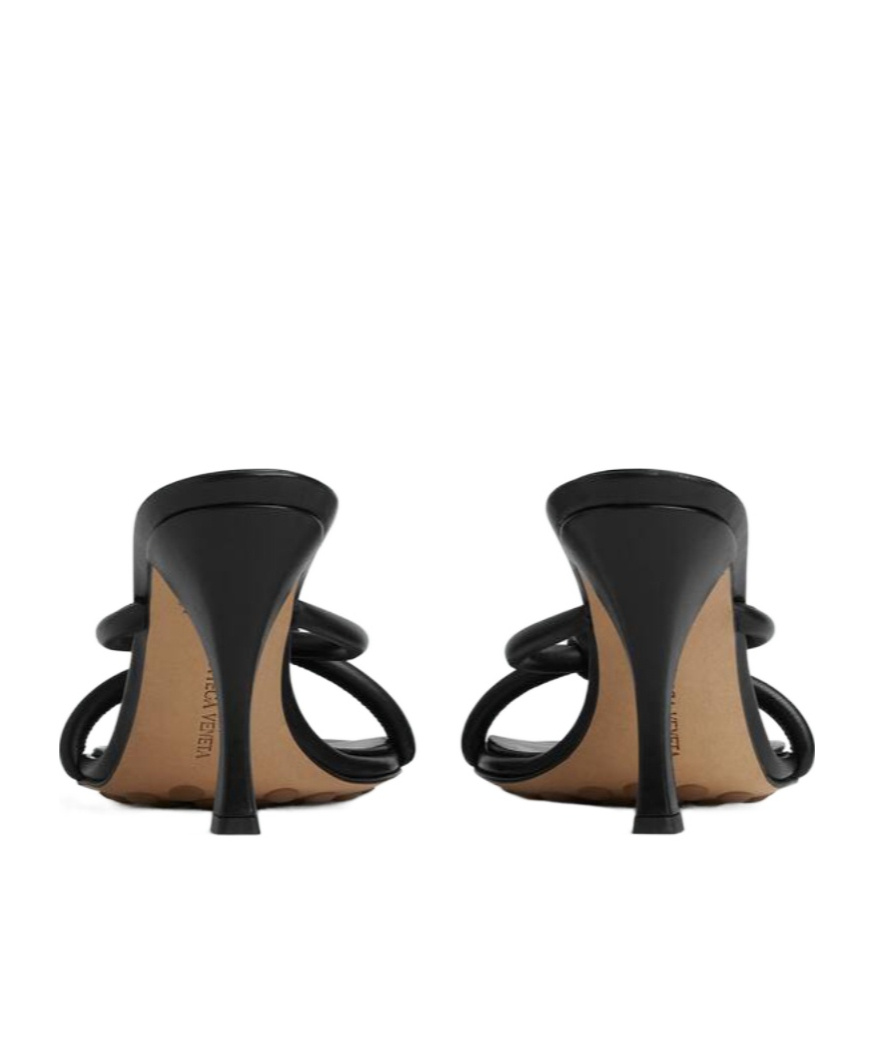 Bottega Veneta Blink Mule In Black
