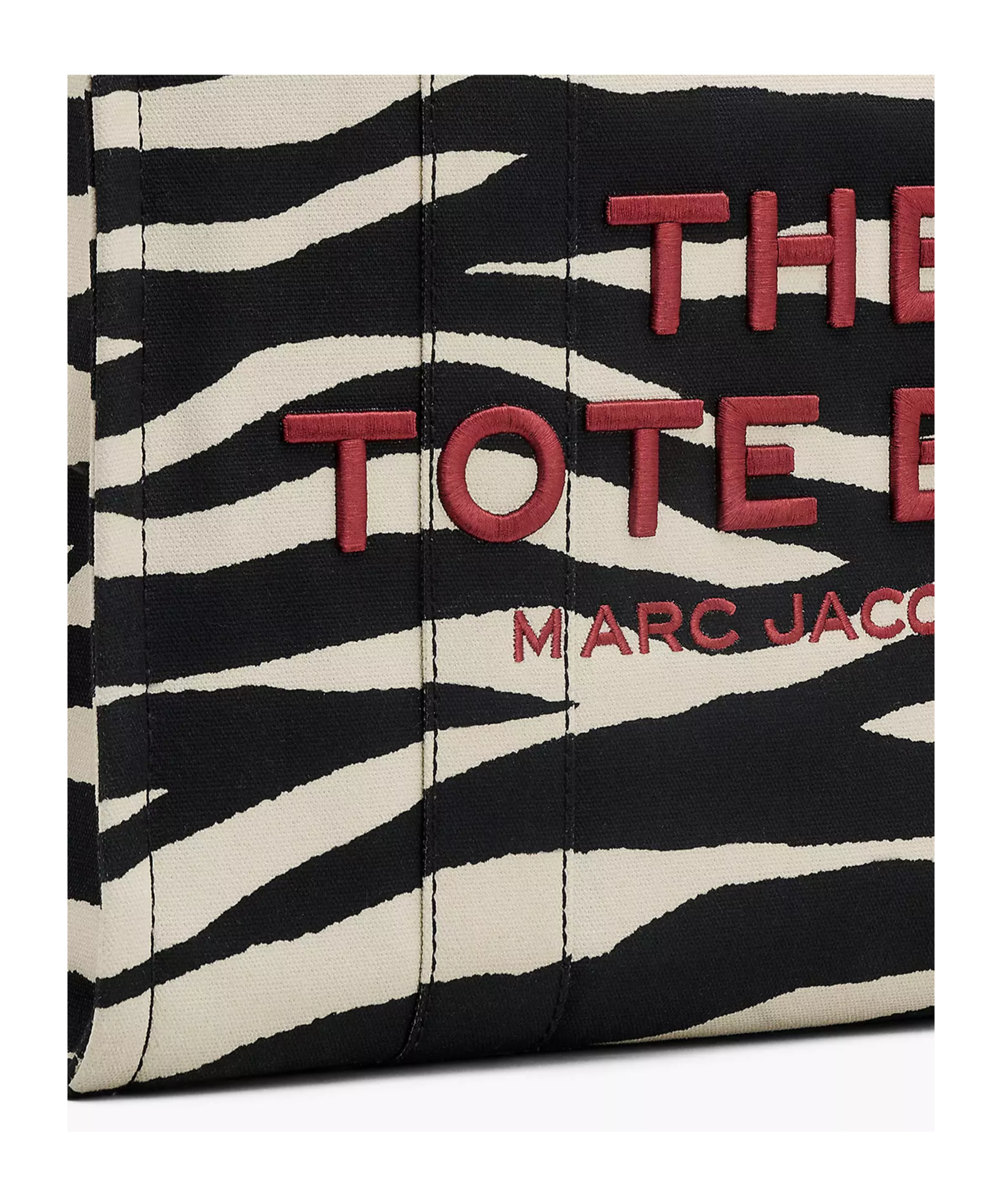 Marc Jacobs Zippered Shoulder Bag In Black