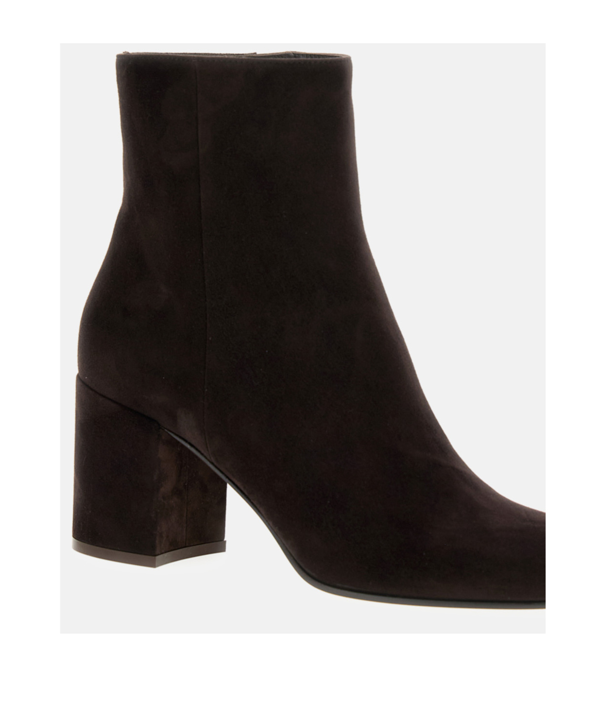 Gianvito Rossi Round Toe Ankle Boots