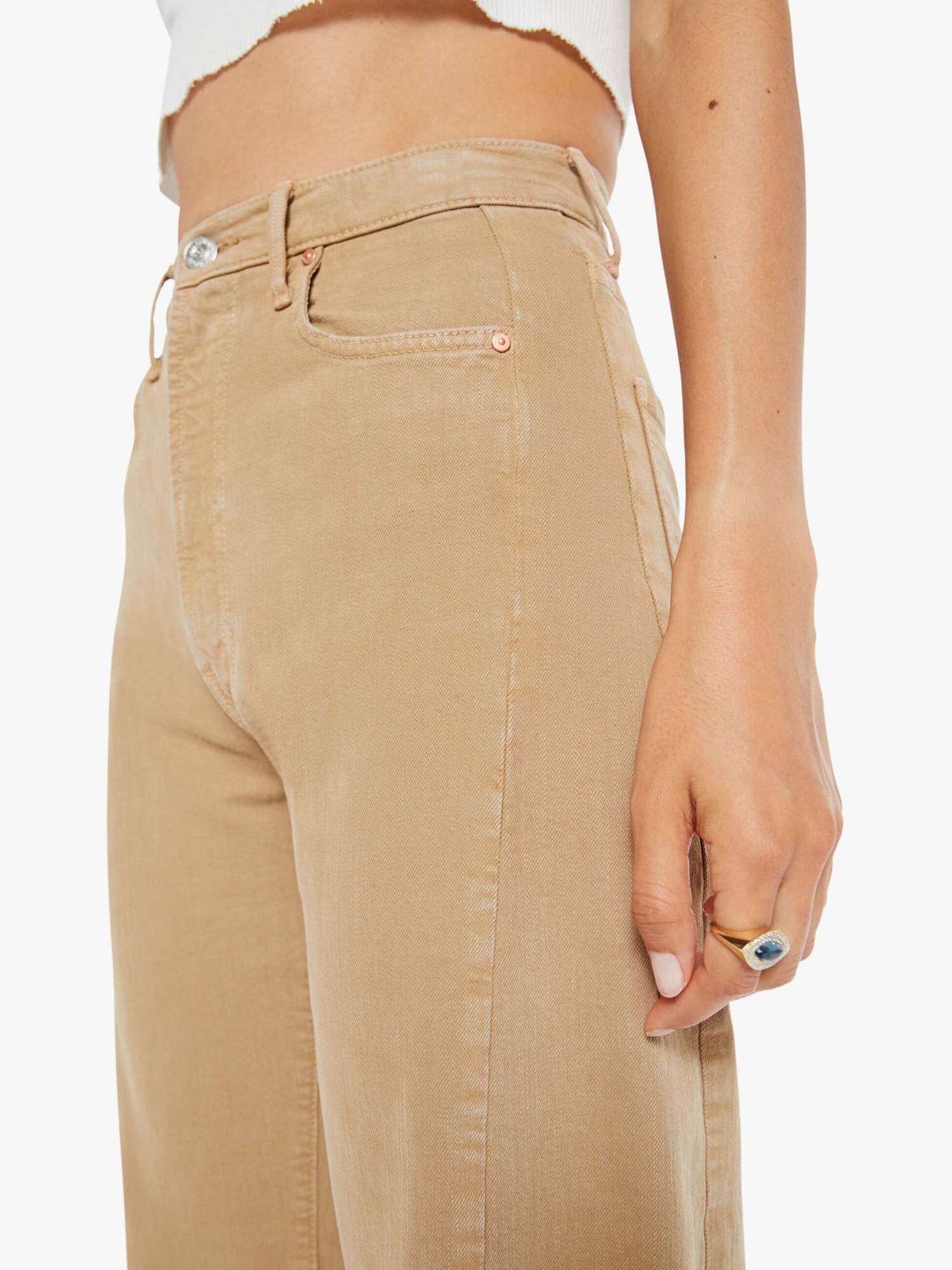 Mother The Mid Rise Dazzler Ankle Fray Sand Pants In Neutral
