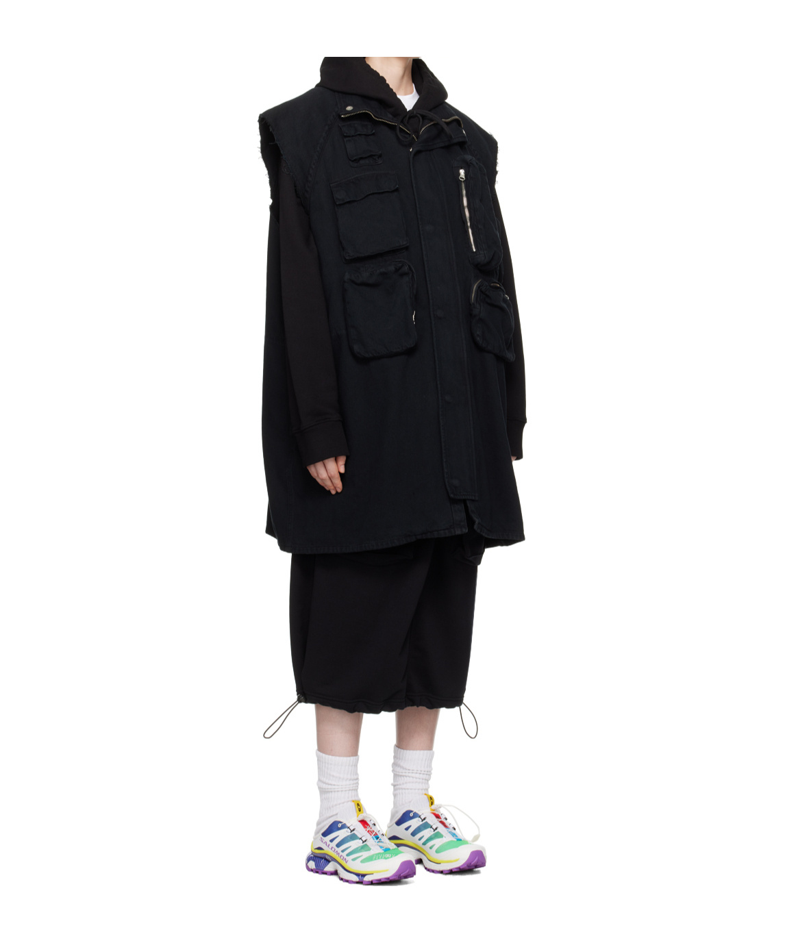 Mm6 Maison Margiela Multi-pocket Zipper Vest In Black