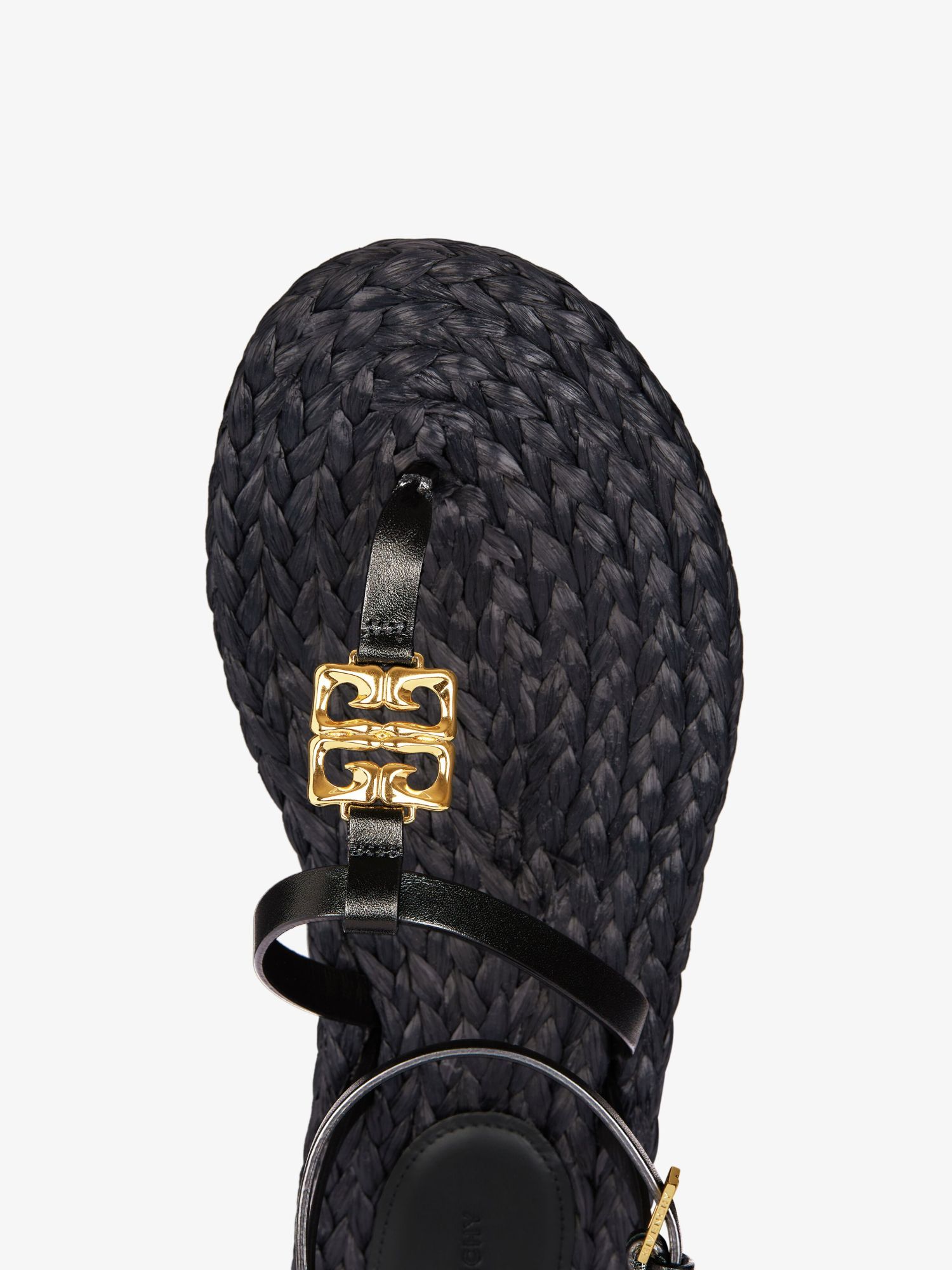 Givenchy 4g Liquid Thong Sandals In Black
