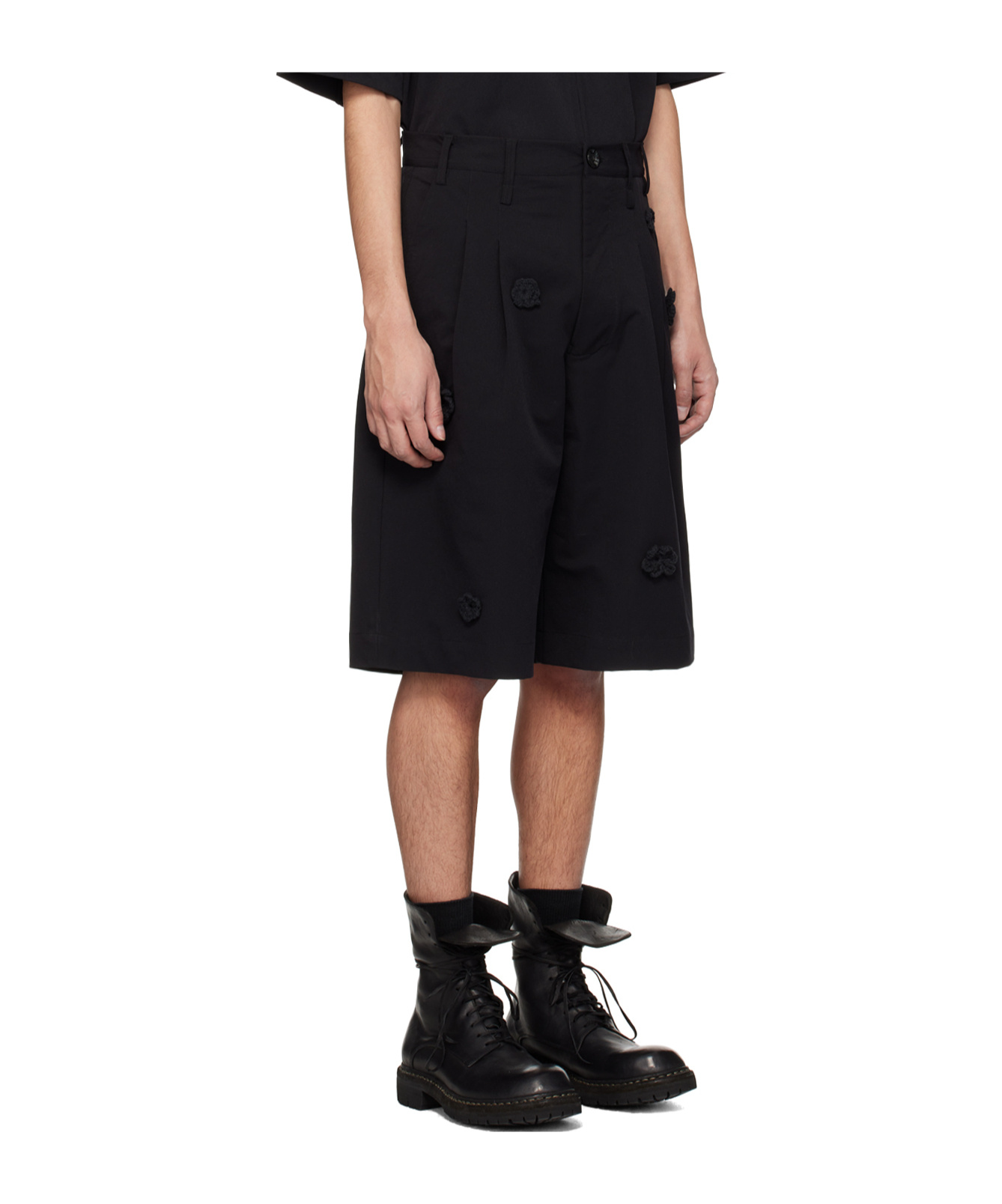 SONG FOR THE MUTE DAISY-EMBROIDERED 'BLACK' SHORTS