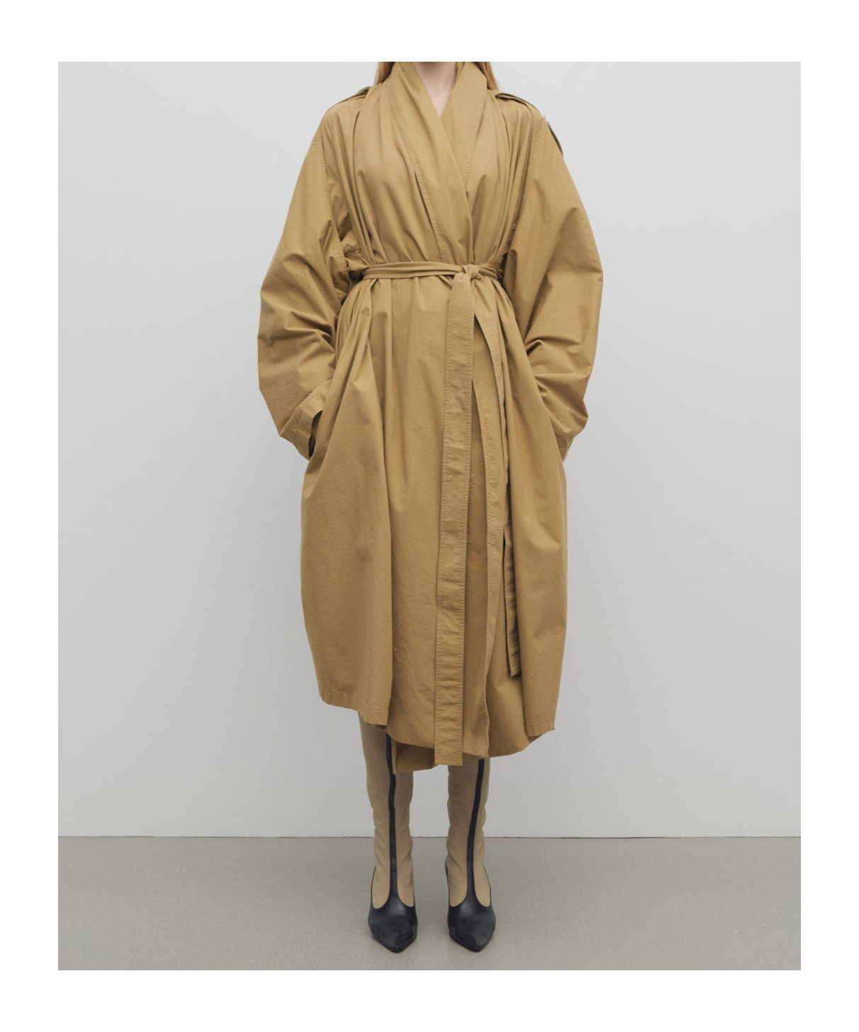 The Row Pami Gabardine Trench Coat In Brown