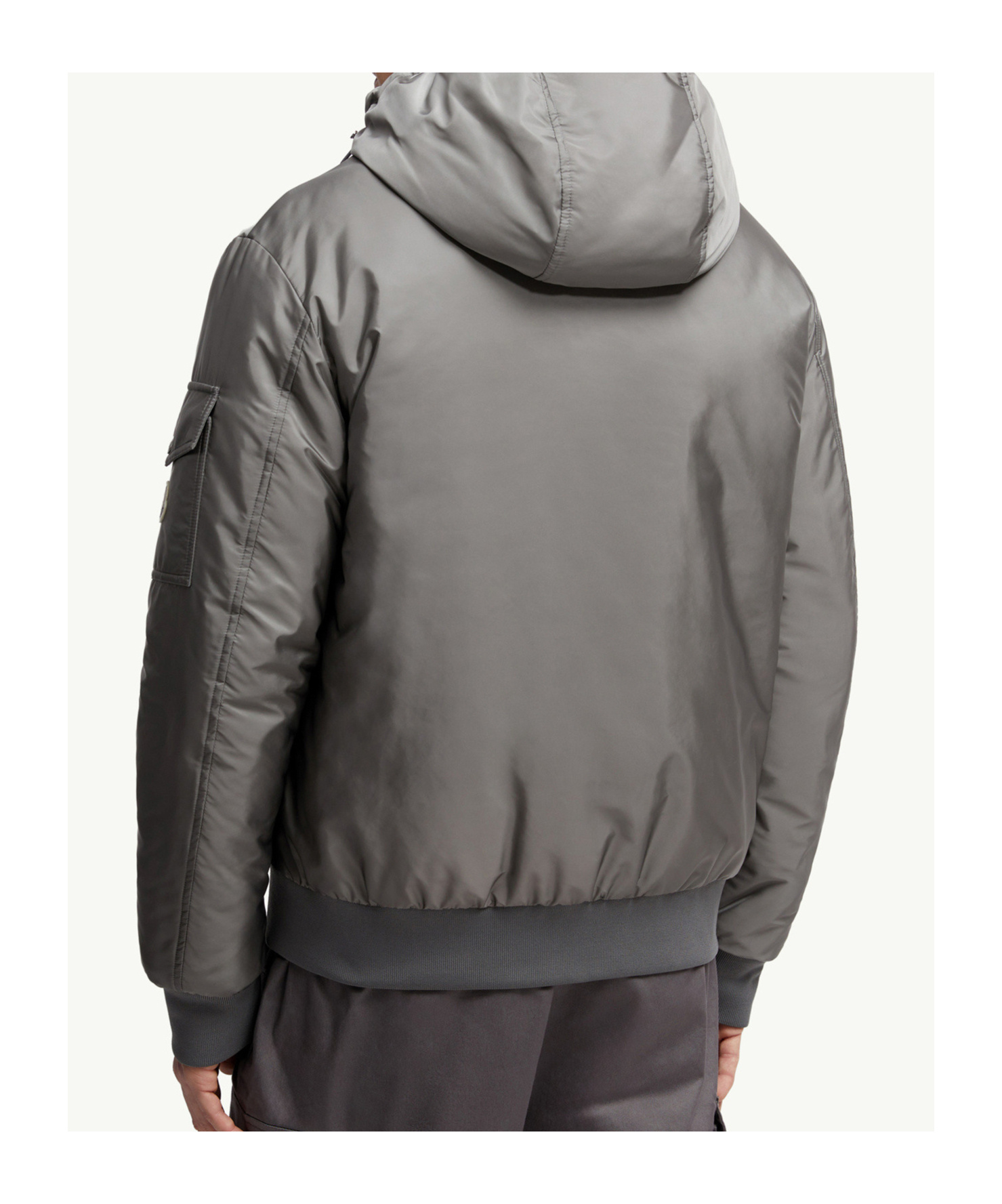 Moncler Poiliot Hooded Short Down Jacket In Gray
