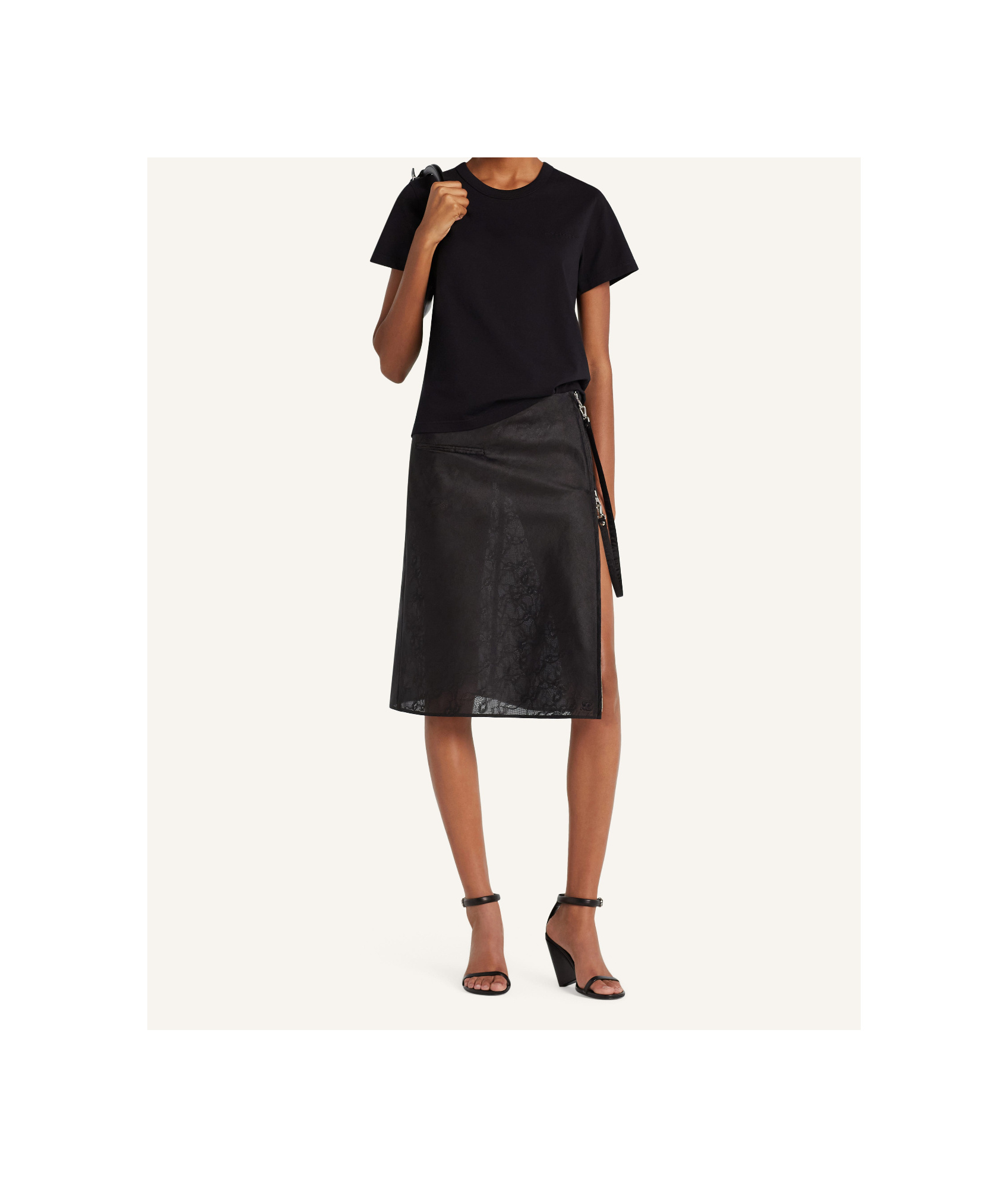 Courrèges Embroidered Black T-shirt With Minimalist Design In Black