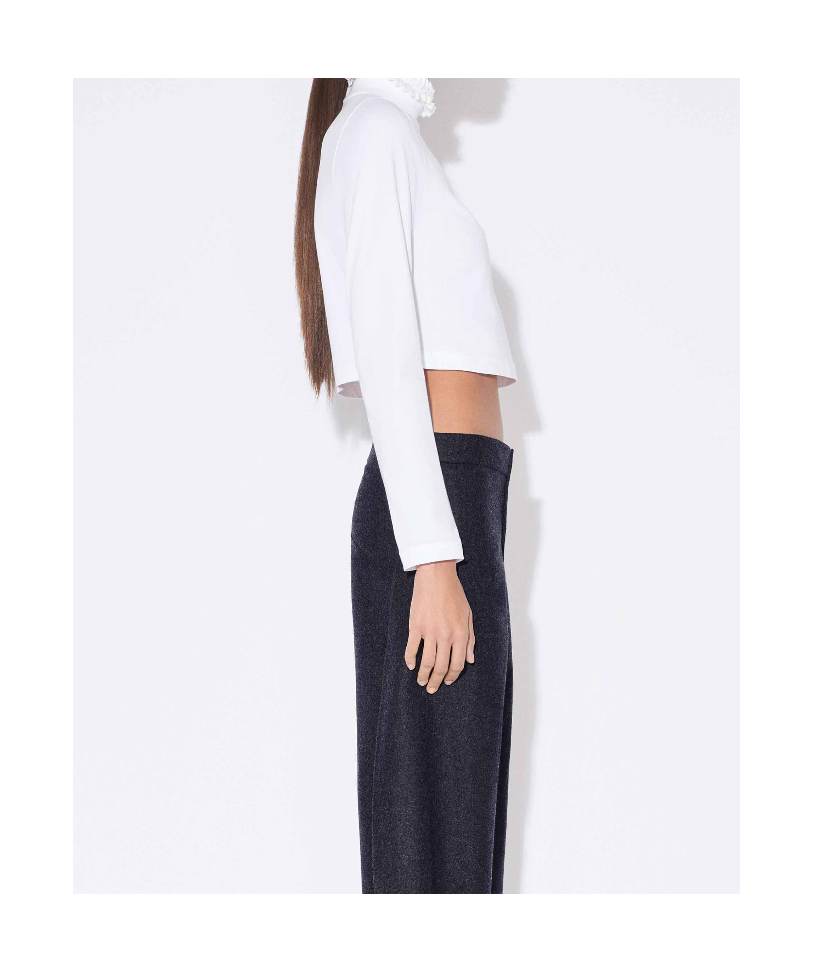 Alaïa Cropped Turtleneck Cotton Jersey Top In White