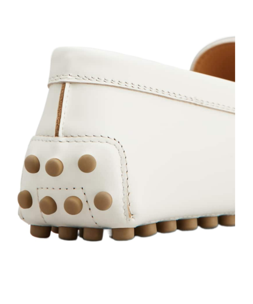 Tod's Round-head Minoccasin-bean Shoes In White