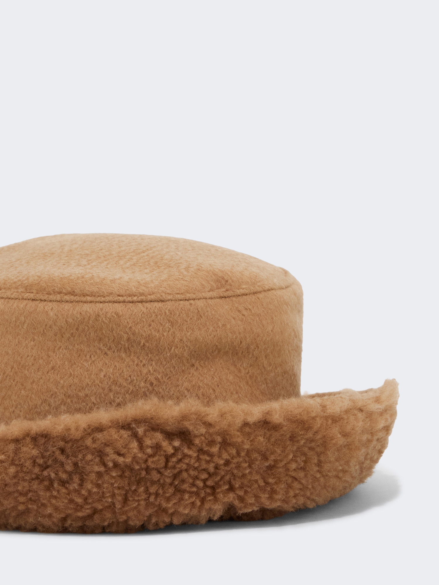 Max Mara Logo Plaque Bucket Hat In Brown
