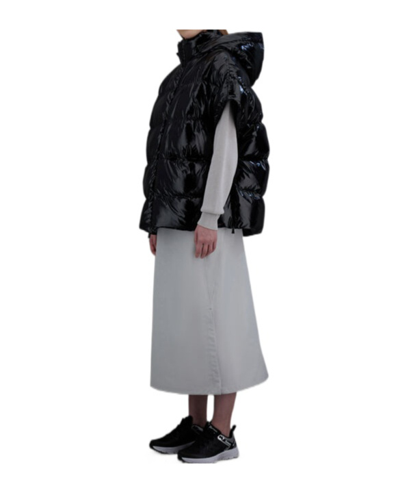 Herno 2l Glazed Anti-tear Vest Down Jacket In Black