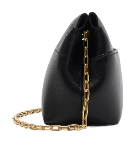 Burberry Snip Chain Shoulder Bag In Black