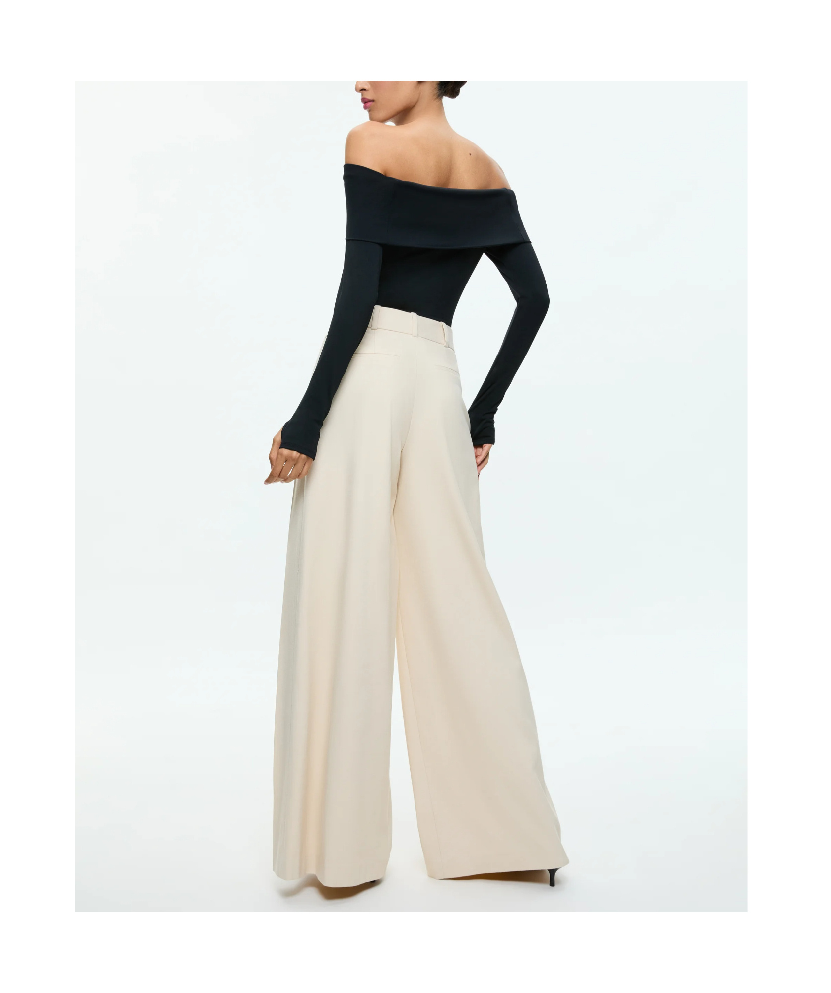 Alice And Olivia Elia Strapless Jumpsuit In Black